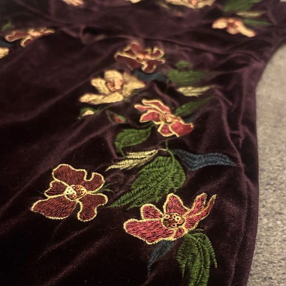 Privy Black Dress with Floral Embroidery - Picture 3 of 5